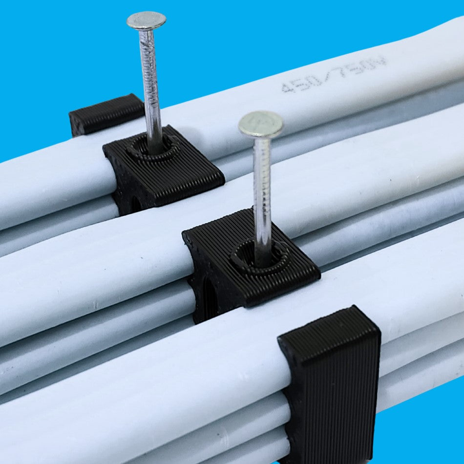 Cable clips - 2.5mm Triple row - box of 35